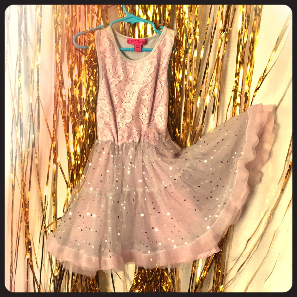 Little girl dresse